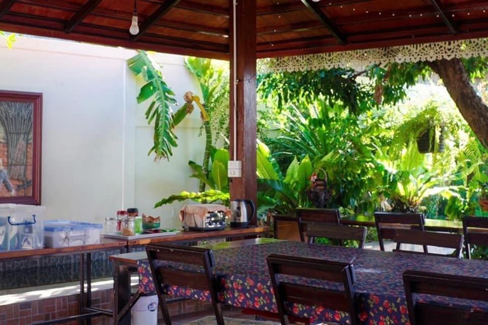 Punyin Hotel Inthanon -ปั้นหยิ่น โฮเทล Chom Thong Exterior foto
